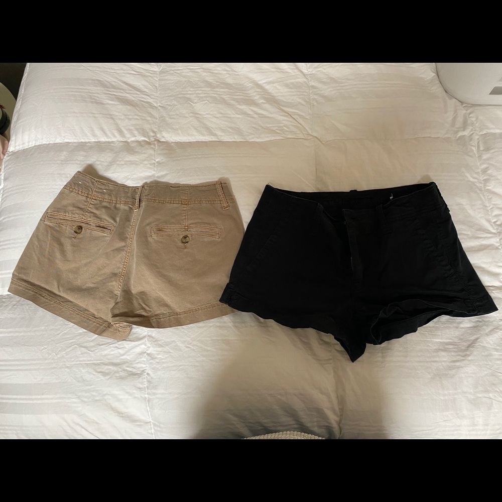 American Eagle khaki shorts size 4